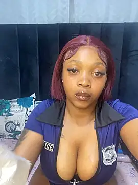 THICKBARBIE32 online show from 07.14.26