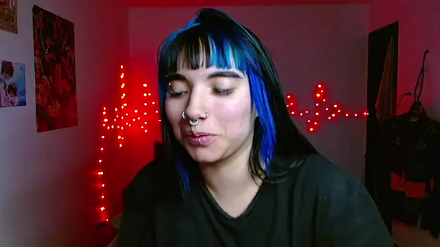 Snapshot of _Veronicaa_ chatting on 05.01.26 Veronicaa online show from 05.01.26