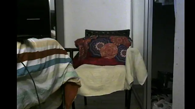 3LEGSSS online show from 06.22.26