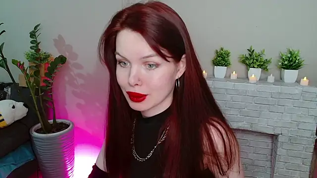 hot neighbor online show from 02.17.26