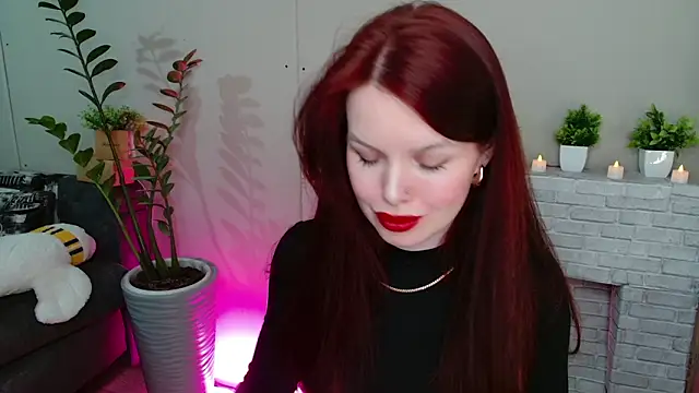 hot neighbor online show from 02.27.26