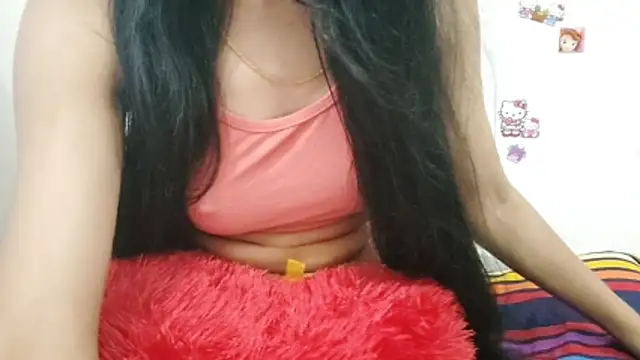 Snapshot of tamannatinni chatting on 05.15.26 tamannatinni online show from 05.15.26