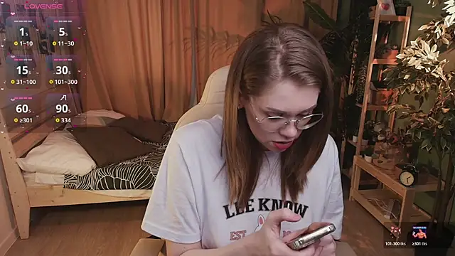 Alison Doody online show from 04.06.26