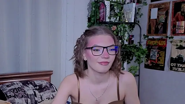 Snapshot of JeaneneWoltz chatting on 01.18.26 JeaneneWoltz online show from 01.18.26