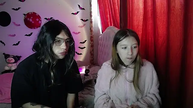 Briar y Blair online show from 04.16.26