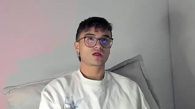 Snapshot of charlie_dicker chatting on 02.22.26 charlie dicker online show from 02.22.26