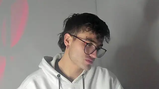 Snapshot of charlie_dicker chatting on 03.14.26 charlie dicker online show from 03.14.26