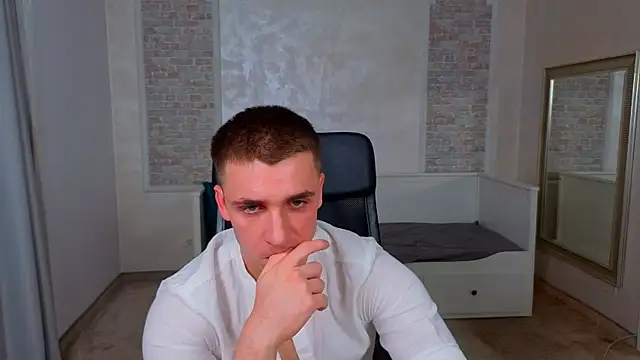 Snapshot of KellenWest chatting on 05.27.26 KellenWest online show from 05.27.26