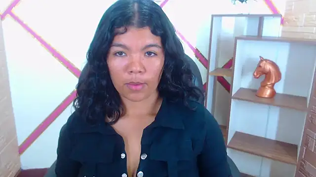 Heidy Colins online show from 02.14.26