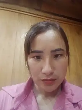 Belinda-686 online show from 12.17.25