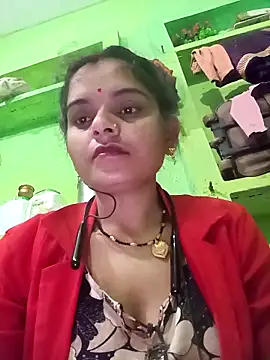 Snapshot of Uma_pande chatting on 12.21.25 Uma pande online show from 12.21.25