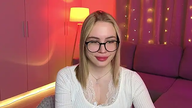 Snapshot of Aurelia_Voss chatting on 03.09.26 Aurelia Voss online show from 03.09.26