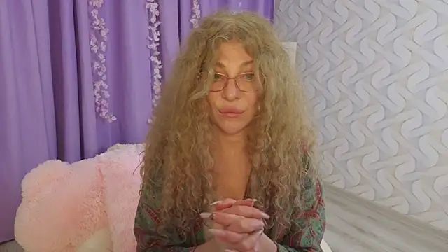 EvaTemptt online show from 03.01.26