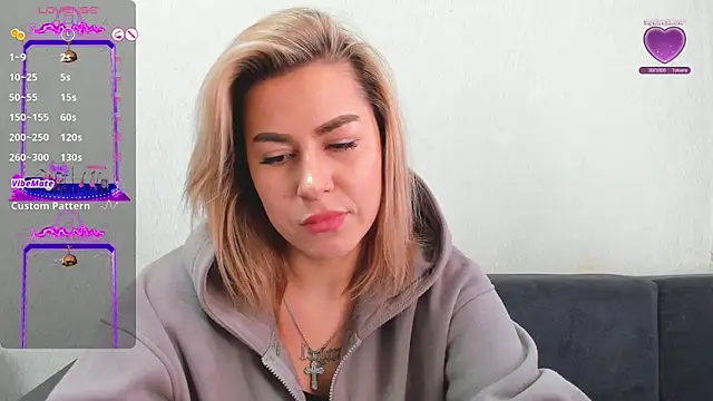 Snapshot of Roxi_Joy chatting on 02.02.26 Roxi Joy online show from 02.02.26