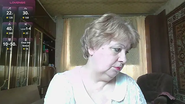 Snapshot of Casey_peach chatting on 03.27.26 Casey peach online show from 03.27.26