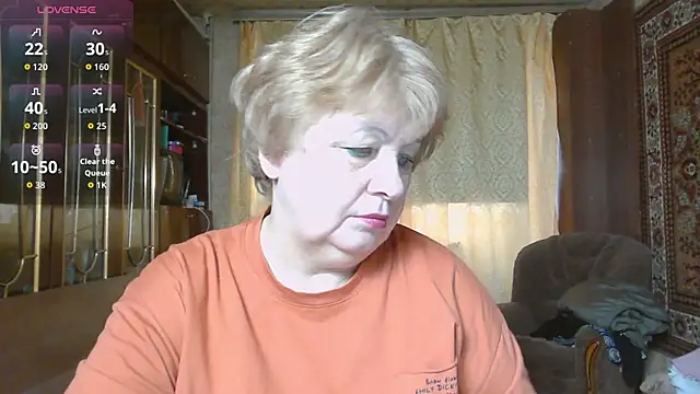 Snapshot of Casey_peach chatting on 03.30.26 Casey peach online show from 03.30.26