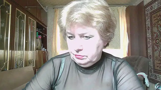 Snapshot of Casey_peach chatting on 03.31.26 Casey peach online show from 03.31.26