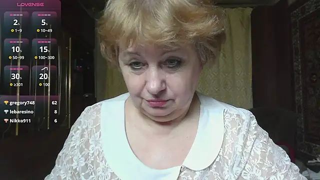 Snapshot of Casey_peach chatting on 04.02.26 Casey peach online show from 04.02.26