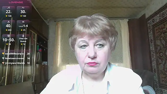 Snapshot of Casey_peach chatting on 04.25.26 Casey peach online show from 04.25.26