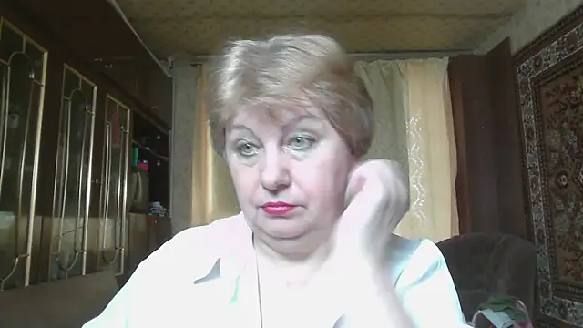 Snapshot of Casey_peach chatting on 05.14.26 Casey peach online show from 05.14.26