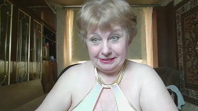 Snapshot of Casey_peach chatting on 05.31.26 Casey peach online show from 05.31.26