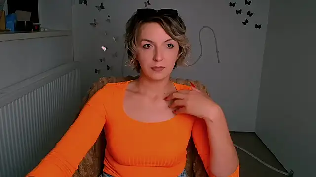 Snapshot of Lana_Foxyy chatting on 06.17.26 Lana Foxyy online show from 06.17.26