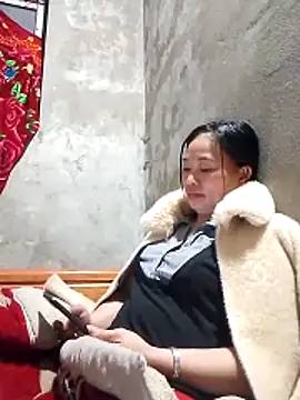 Snapshot of Maikha08 chatting on 02.17.26 Maikha08 online show from 02.17.26