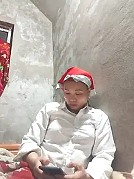 Snapshot of Maikha08 chatting on 02.22.26 Maikha08 online show from 02.22.26