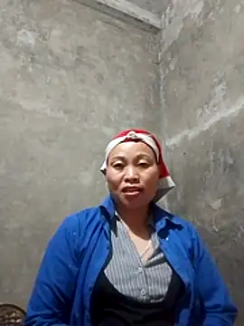 Snapshot of Maikha08 chatting on 02.26.26 Maikha08 online show from 02.26.26