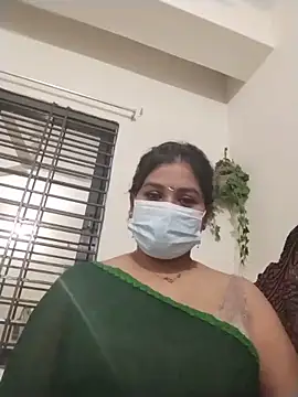Snapshot of Nilima-Sen chatting on 05.25.26 Nilima-Sen online show from 05.25.26