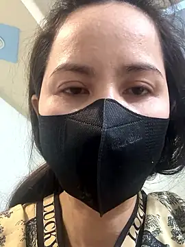 Snapshot of bi_biii chatting on 03.14.26 bi biii online show from 03.14.26