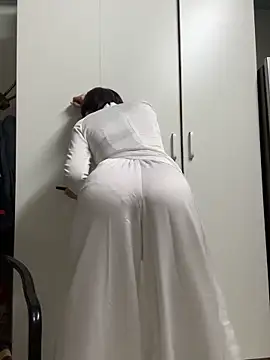 Snapshot of bi_biii chatting on 04.02.26 bi biii online show from 04.02.26