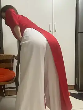 Snapshot of bi_biii chatting on 04.09.26 bi biii online show from 04.09.26