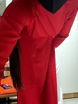 Snapshot of bi_biii chatting on 04.14.26 bi biii online show from 04.14.26