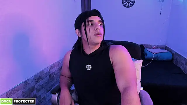 latinboyfit online show from 03.04.26