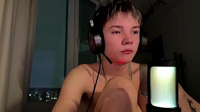 MilesSwanson online show from 12.22.25