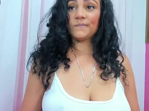 Bianca slut1 online show from 12.17.25