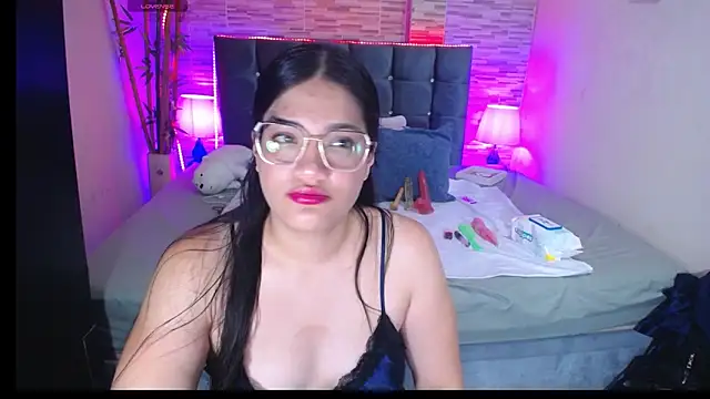 Snapshot of Valeri_hot22 chatting on 05.02.26 Valeri hot22 online show from 05.02.26