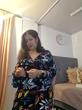 christy ant online show from 07.08.26