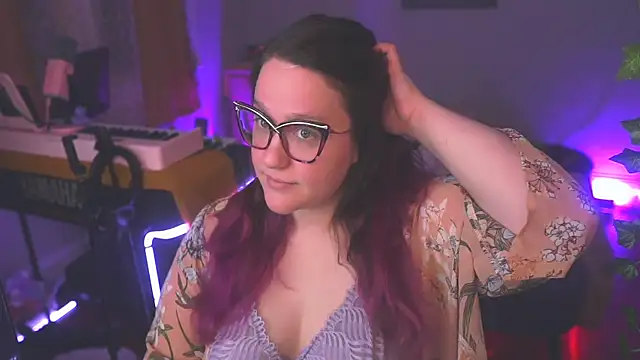 Snapshot of FireproofCuriousiteaze chatting on 04.01.26 FireproofCuriousiteaze online show from 04.01.26