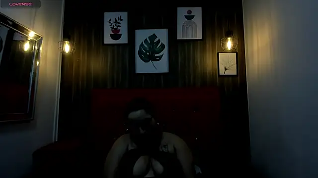 meggancurvy online show from 02.07.26