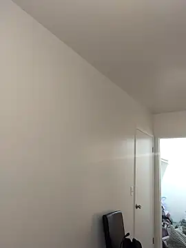 AverageAnt  online show from 02.17.26