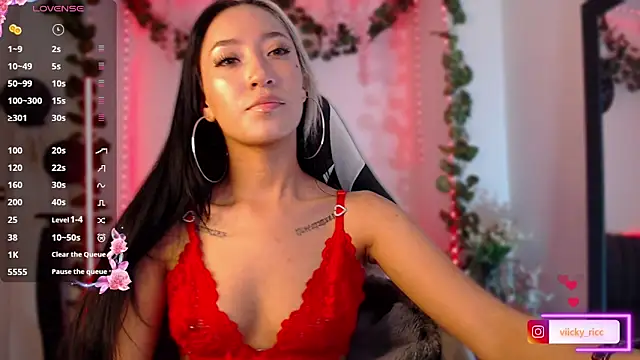 viicky r online show from 04.24.26