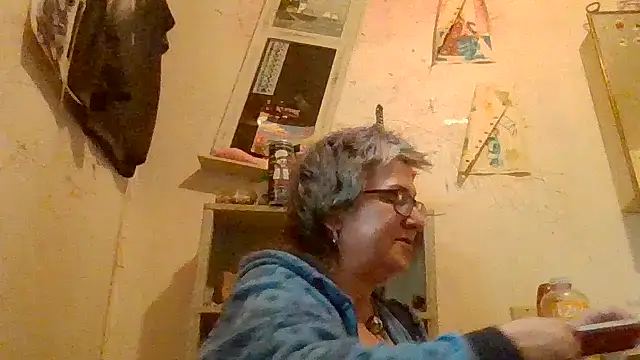 becky1111 online show from 04.23.26