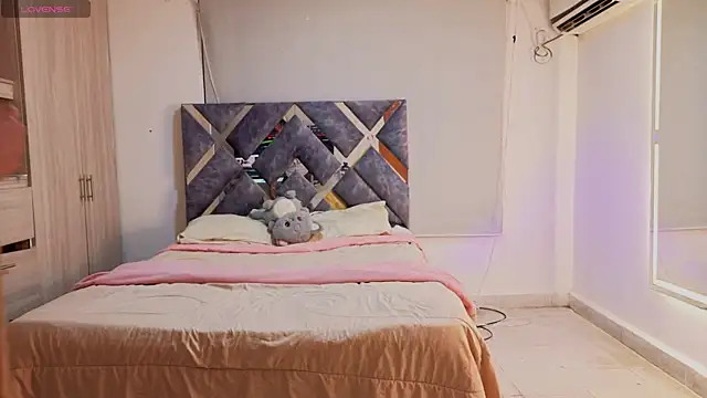 tiffanyy 777 online show from 07.20.26