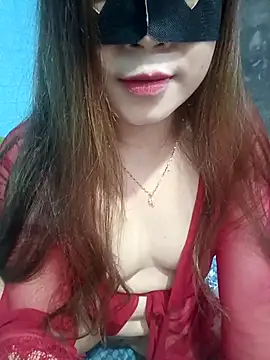 lanahotvn online show from 04.18.26