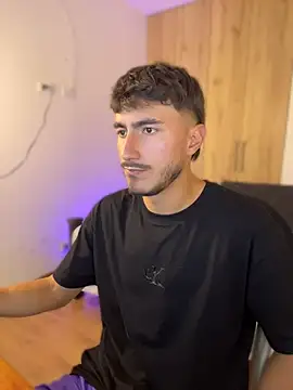 LIAM COLT online show from 04.08.26