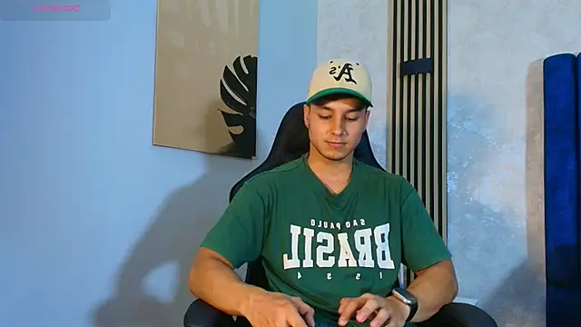 Snapshot of Noah_Clarkk chatting on 05.15.26 Noah Clarkk online show from 05.15.26