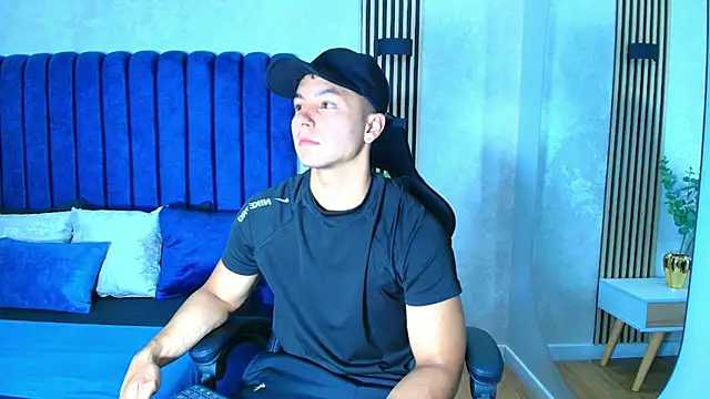 Noah Clarkk online show from 06.22.26