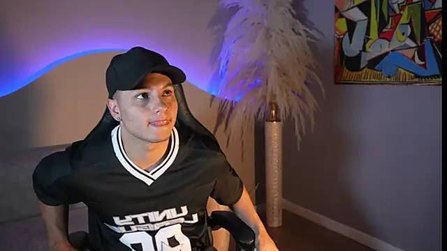 Noah Clarkk online show from 07.25.26